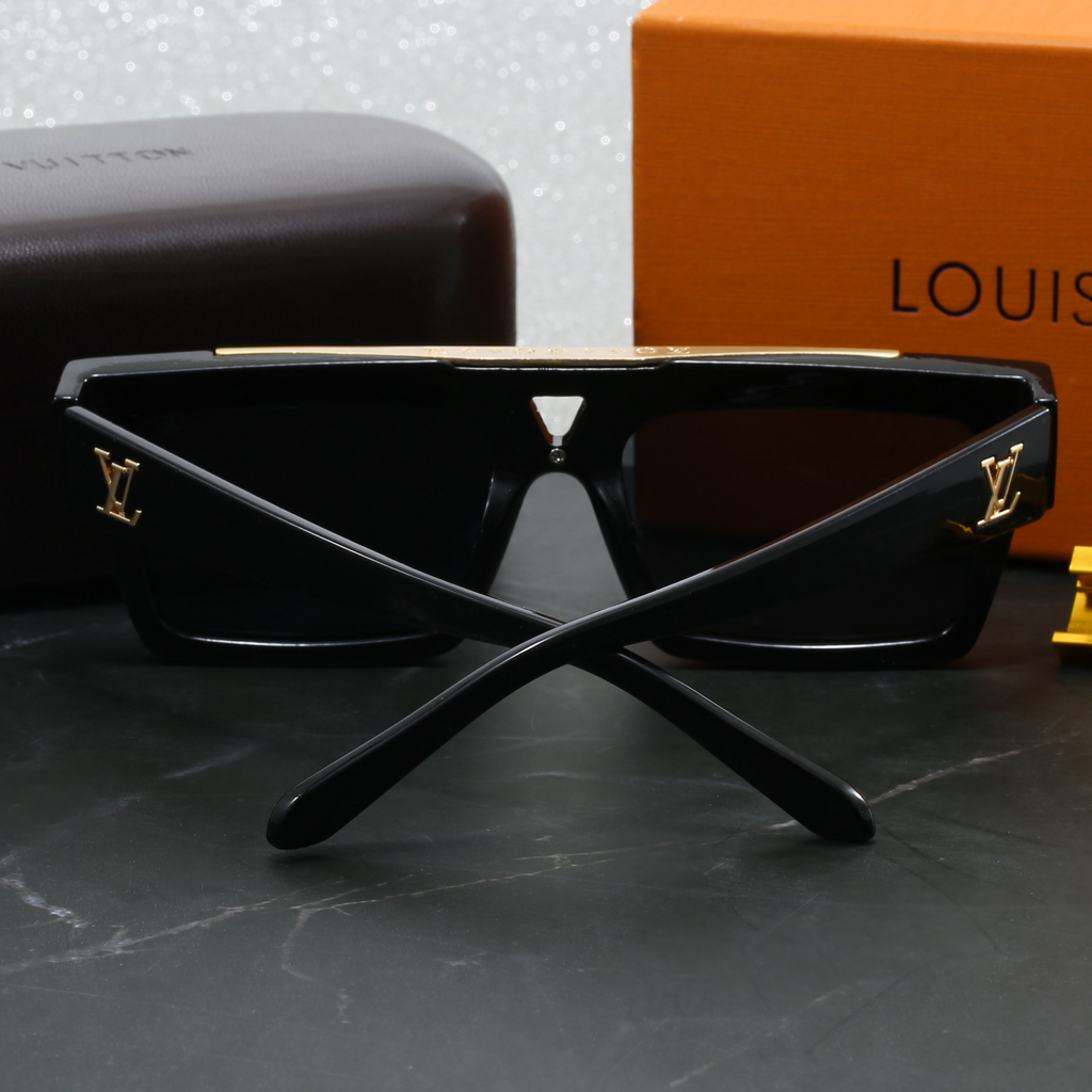 Louis vuitton Geometric Triangle Detail Oversized Square Sunglasses (Model 1984)