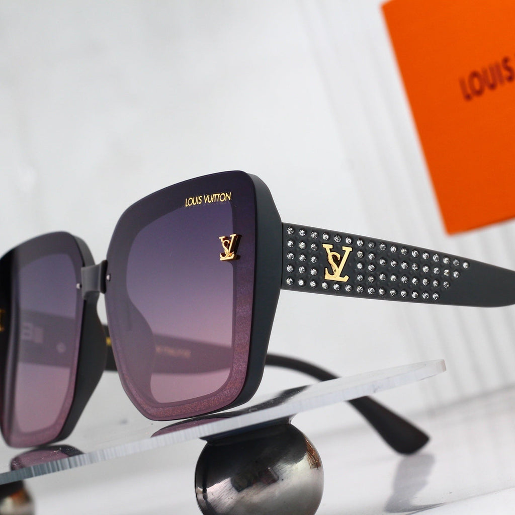 Louis vuitton Sunglasses with Diamond-Embedded Temples 0903