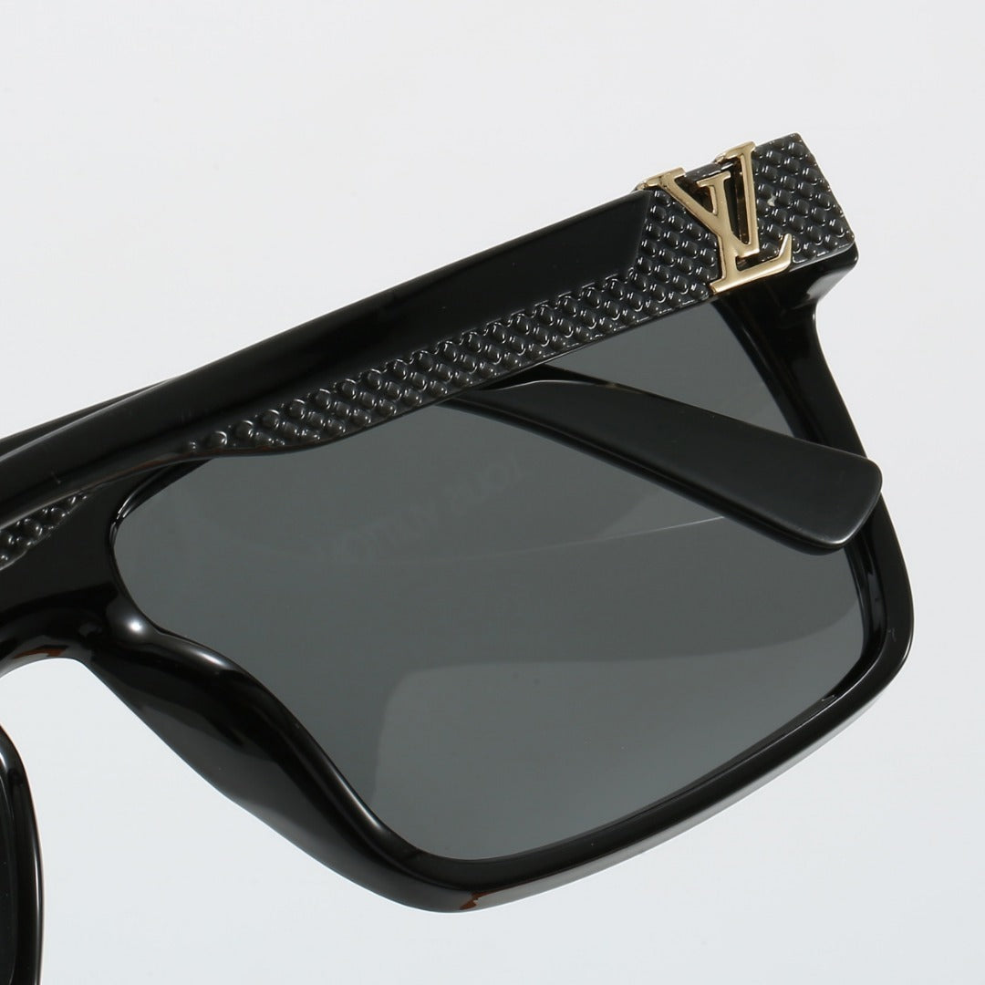 Louis vuitton Plaque Oversized Sunglasses