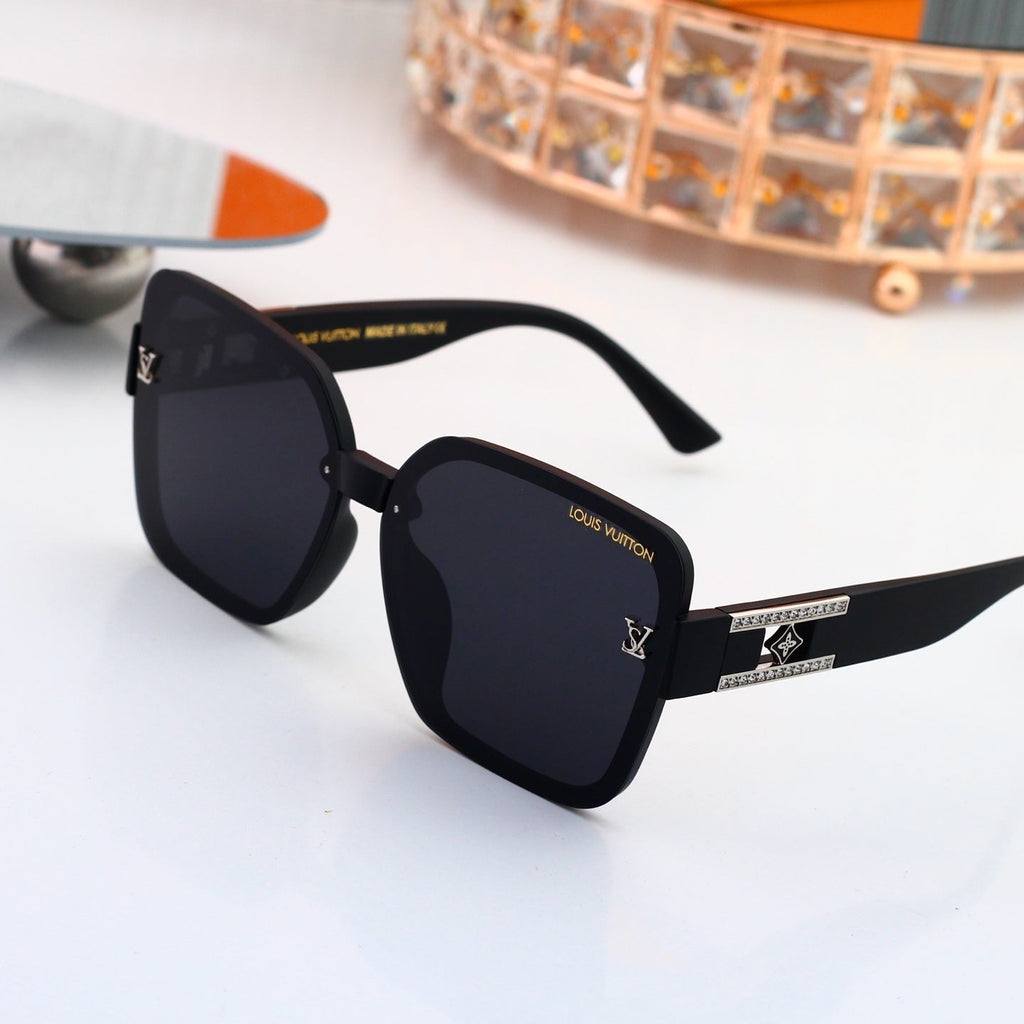 Louis vuitton Metal Logo Oversized Sunglasses 0921