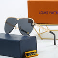 Louis vuitton Stylish and cool casual sunglasses 4306