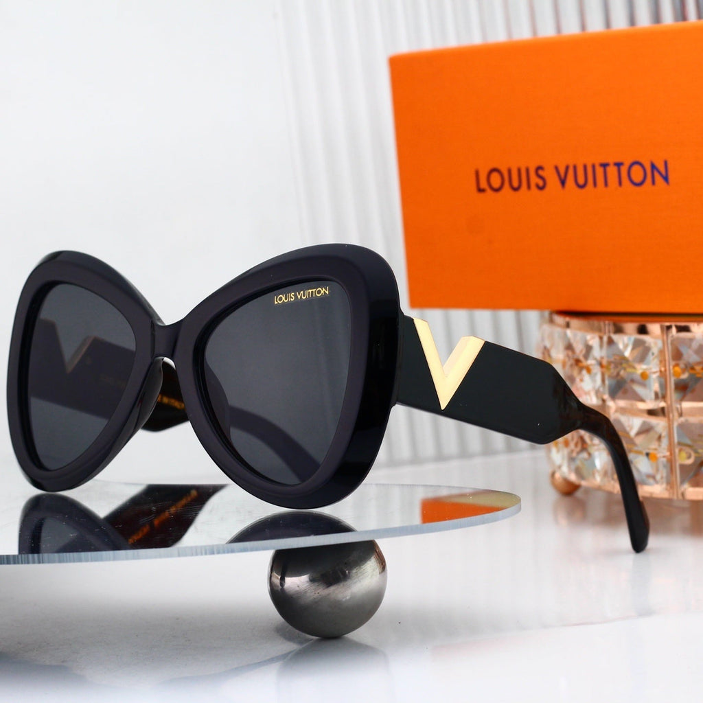 Louis vuitton Cat Eye Sunglasses 4362