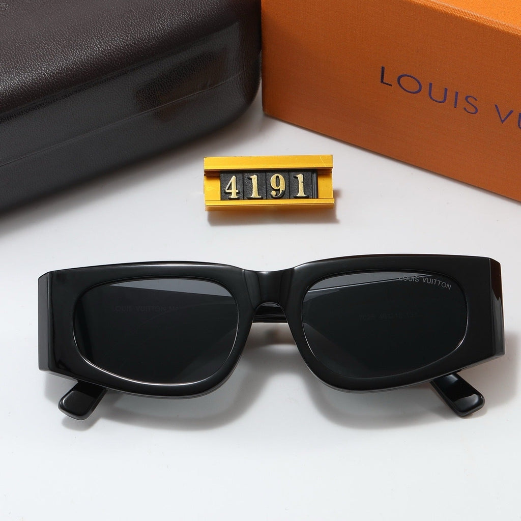 Louis vuitton Vintage Cat-Eye Bold Frame Sunglasses with Metal Detail (Model 4191)