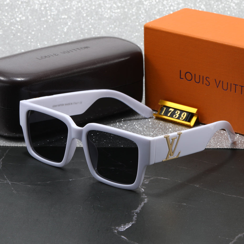 Louis vuitton Trendy Square Bold Frame Sunglasses with Metal Detail (Model 1739)