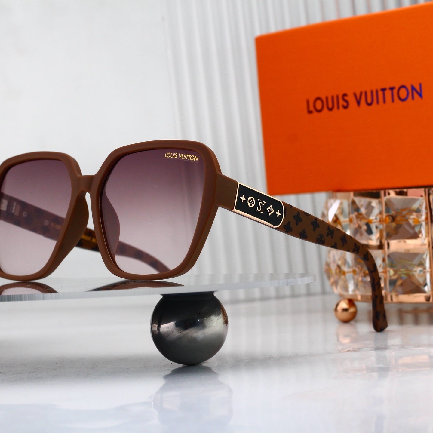 Louis vuitton Monogram Temples Oversized Sunglasses 4054