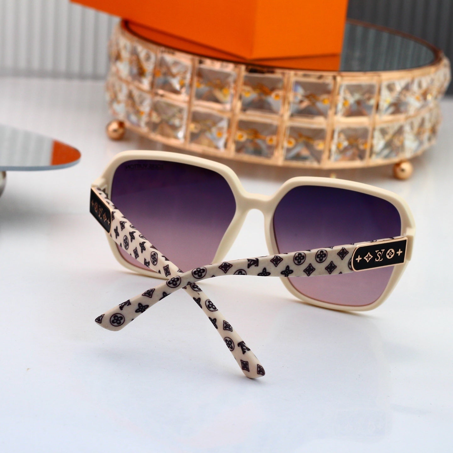 Louis vuitton Monogram Temples Oversized Sunglasses 4054