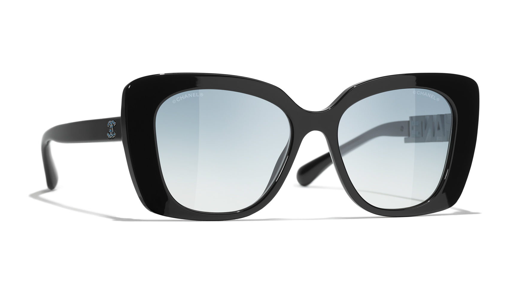 CHANEL 5422B