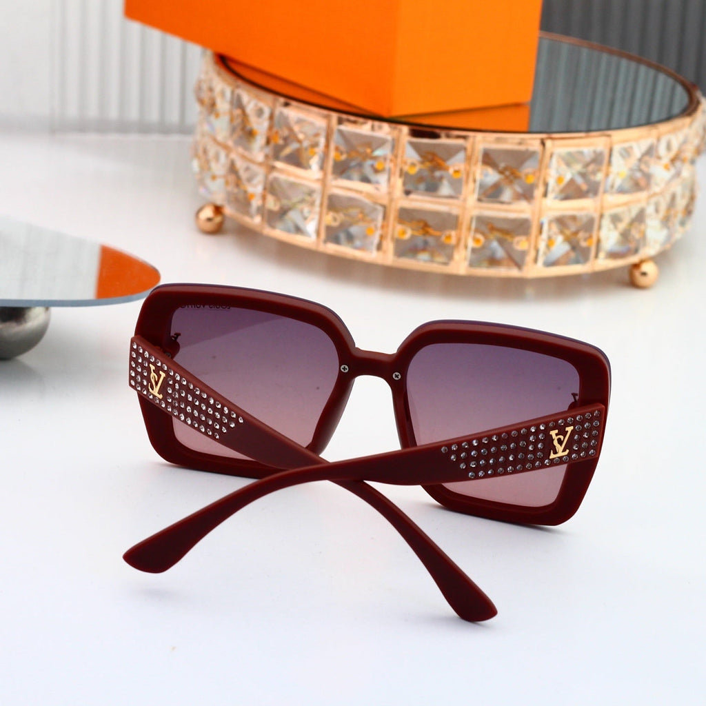 Louis vuitton Sunglasses with Diamond-Embedded Temples 0903