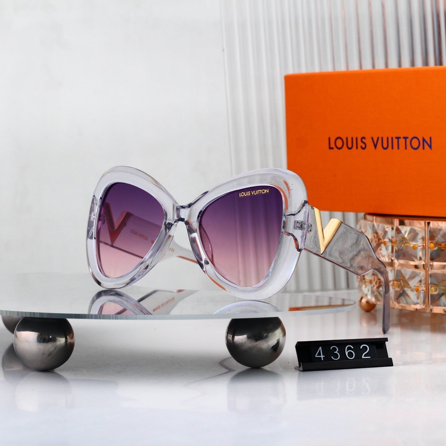 Louis vuitton Cat Eye Sunglasses 4362