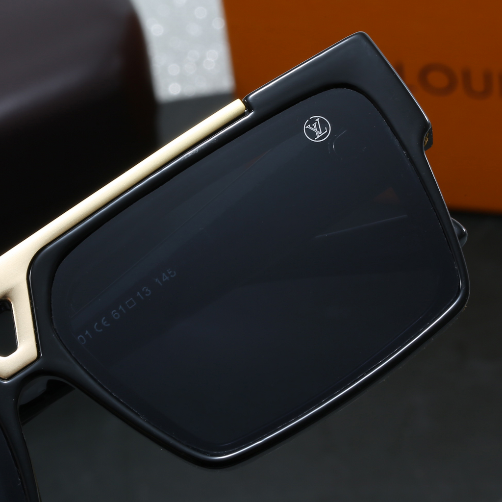 Louis vuitton Geometric Triangle Detail Oversized Square Sunglasses (Model 1984)